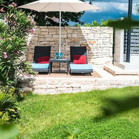 Paula * Porec
